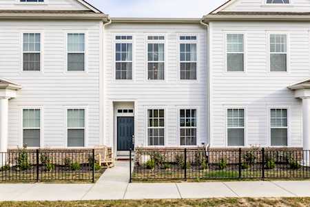 521 Steinbeck Place Carmel, IN 46032