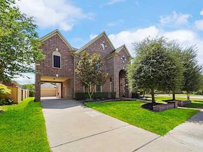 12102 E Colony Shore Dr Cypress, TX 77433