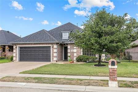 2211 Ironwood Dr College Station, TX 77845-4344