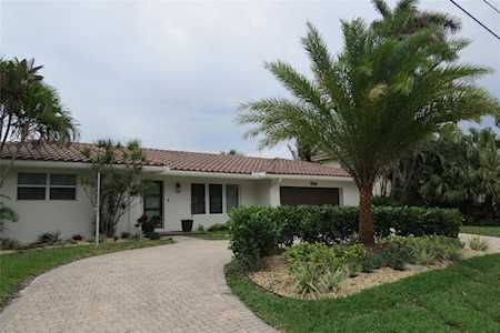 2724 NE 10th St Pompano Beach, FL 33062