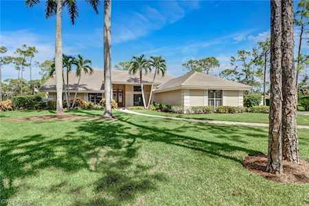 4588 Oak Leaf Dr Naples, FL 34119