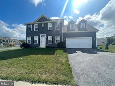 2020 Brookes Ln Harrisburg, PA 17110