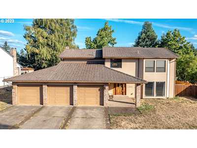 2515 SE 150th AVE Vancouver, WA 98683
