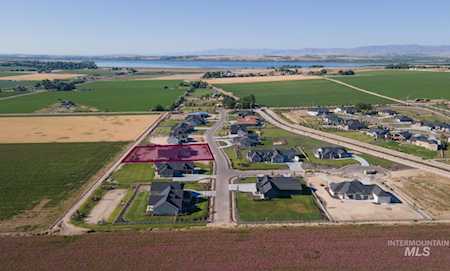 L6 B8 Durango Ave. Nampa, ID 83651