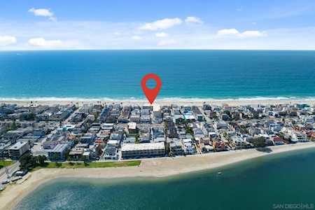 3755 Ocean Front Walk #9 San Diego, CA 92109