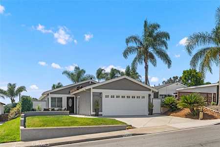 27092 Sombras Mission Viejo, CA 92692