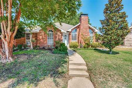 1823 Dew Valley Drive Carrollton, TX 75010