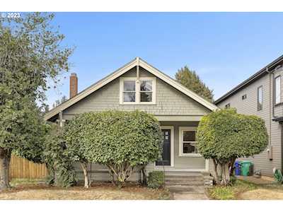 633 SE 49th AVE Portland, OR 97215