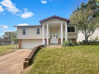 340 Pegasus Dr St Louis, MO 63129