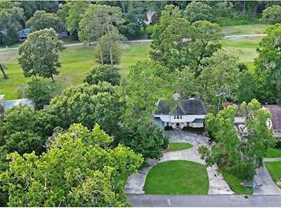 798 Stone Mountain Dr Conroe, TX 77302
