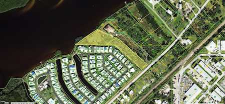 4350 Riverside Dr Punta Gorda, FL 33982