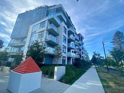 5033 Cambie Street #203 Vancouver, BC V5Z 0H6