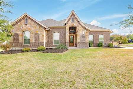 222 Golden Arrow Drive Hudson Oaks, TX 76087