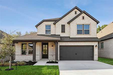 8640 Spindletop Drive Fort Worth, TX 76120