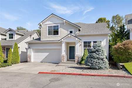 4109 S 220th Place #18 Kent, WA 98032