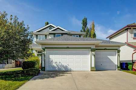 640 Douglas Glen Blvd SE Calgary, AB T2Z2W3