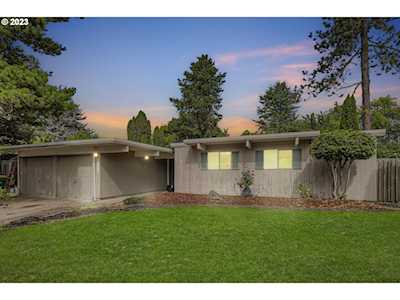 10395 SW Cynthia ST Beaverton, OR 97008