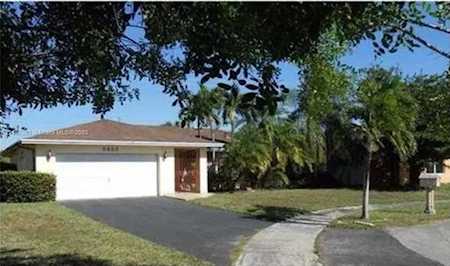 8463 SW 133rd Pl Miami, FL 33183