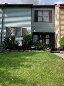 1706 Redwood Ct Allentown, PA 18104