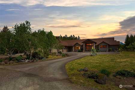 34150 NE 52nd Way Carnation, WA 98014