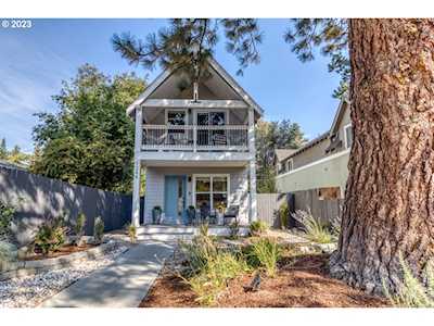 1344 NW Lexington AVE Bend, OR 97703
