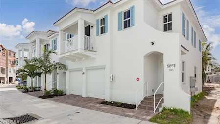 5851 Shell Cove Dr #103 Cape Coral, FL 33914