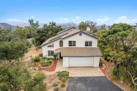 13235 Hillstar Ln Valley Center, CA 92082