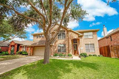 1908 Arrow Wood Drive Flower Mound, TX 75028