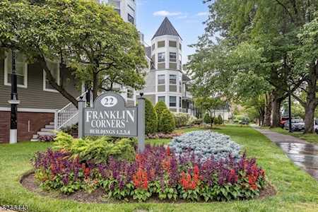 22 Franklin Pl Morristown Town, NJ 07960