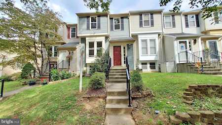 6136 Cedar Wood Dr Columbia, MD 21044