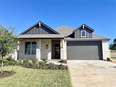 21322 Oakley Claremont Ct Magnolia, TX 77355