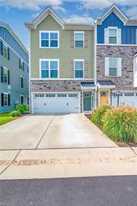 948 Gabion Way Chesapeake, VA 23323