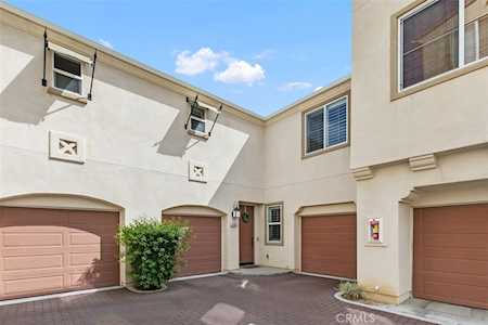 31852 Calle Brio Temecula, CA 92592