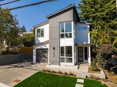 1524 NE 90th St #A Seattle, WA 98115