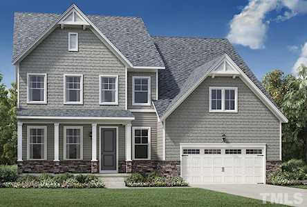 644 Long Lake Drive Fuquay Varina, NC 27526