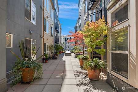 500 Aloha St #E-111 Seattle, WA 98109