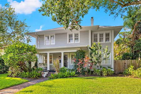 425 20th Ave NE St. Petersburg, FL 33704
