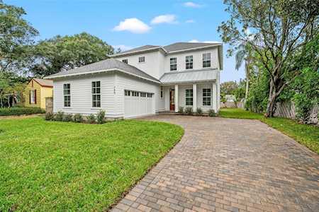 745 39th Ave N St. Petersburg, FL 33703