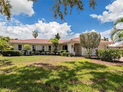 9 N Dover Dr Englewood, FL 34223