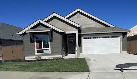 4721 SW Badger Creek Dr Redmond, OR 97756