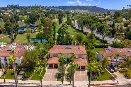 4916 Avenida Oriente Tarzana, CA 91356