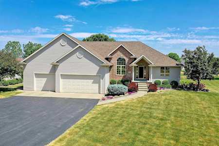 2503 Whispering Oak Dr De Pere, Town of Lawrence, WI 54115