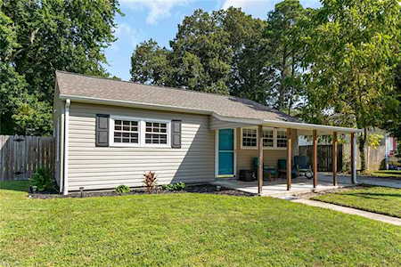 2410 Youngman Rd Chesapeake, VA 23323