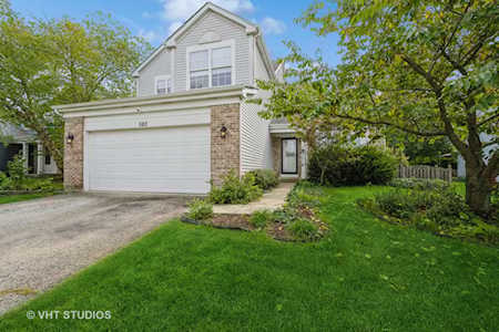 583 Greystone Ln Bolingbrook, IL 60440