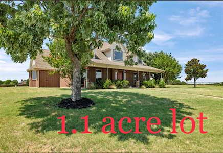 6251 Indian Paint Road Aubrey, TX 76227