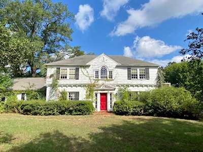 518 John St Jacksonville, TX 75766