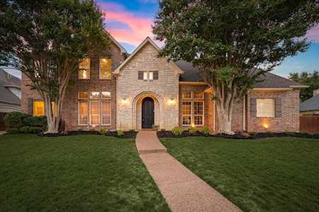 805 Parkdale Drive Southlake, TX 76092