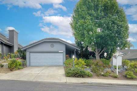 1565 Hawk View Dr Encinitas, CA 92024