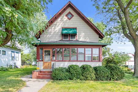 726 Curfew Street Saint Paul, MN 55114