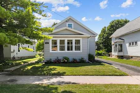 421 W 11th Ave Oshkosh, City of Oshkosh, WI 54902-6413